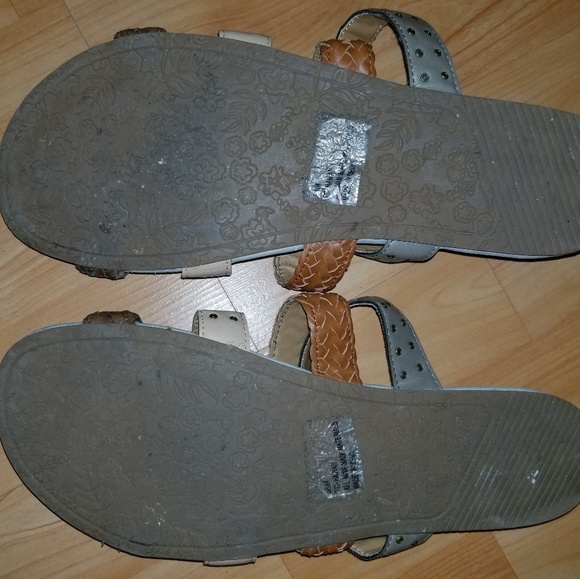 8.5M Cute Strappy Slide-in Flip Sandals - Picture 3 of 5